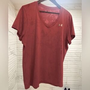 Under Armour V- Neck Heatgear Loose Tee‎ - Excellent Condition 2XL